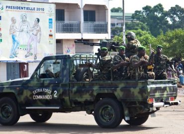 Guinée : plusieurs militaires radiés des effectifs de l’armée