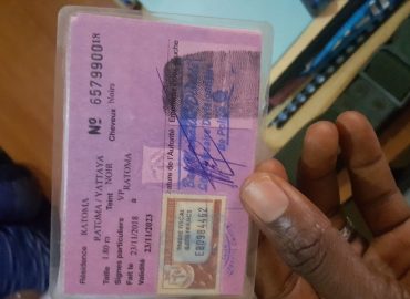 Guinée/délivrance des cartes d’identité : persistance du racket dans les commissariats