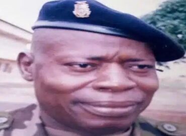 Pourquoi le préfet de Mali Lieutenant -colonel Manson Sangala camara a été arrêté et conduit en prison 